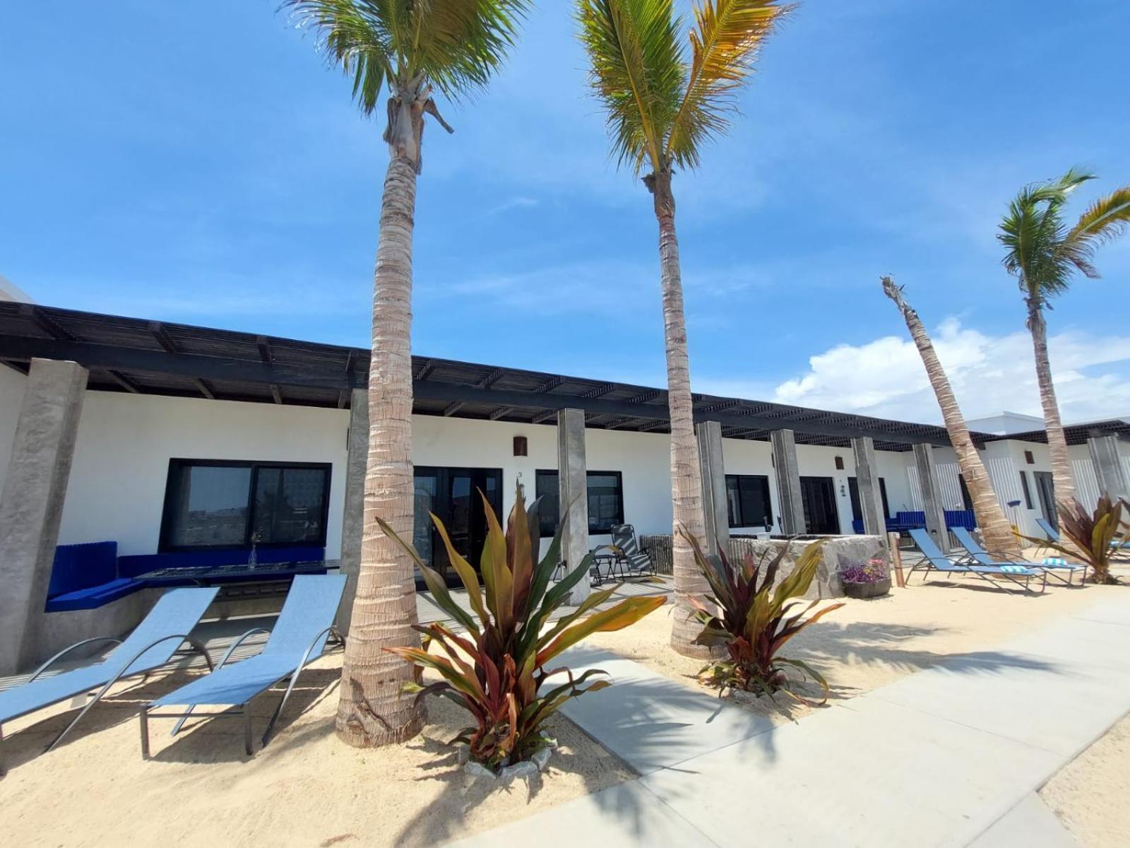 Las Palmas Hotel - Cerritos Beach El Pescadero  Exterior photo